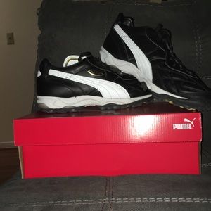 Puma Allround TT turf soccer shoe